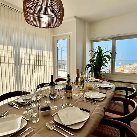 Familiale Vue Βίλα *